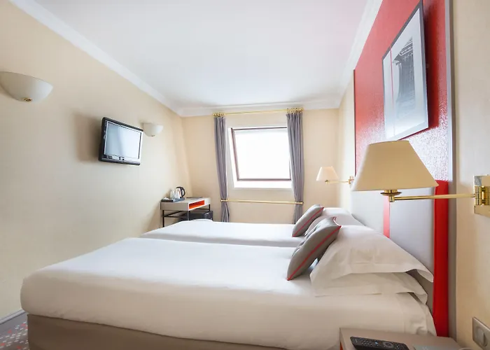 トゥレーヌ オペラ 4* パリ