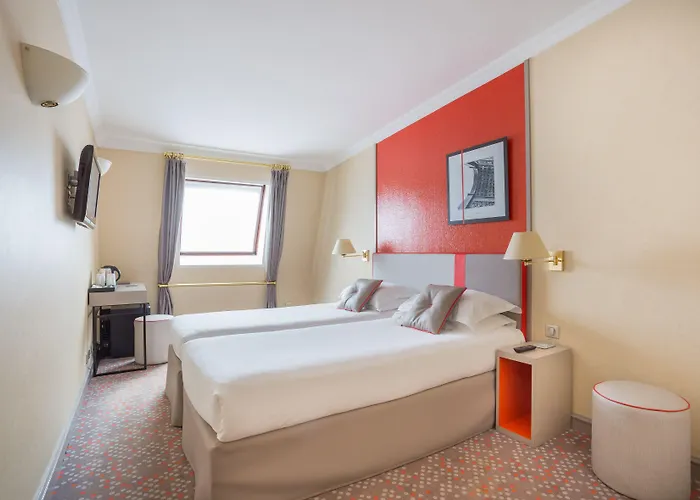 ホテル トゥレーヌ オペラ 4*