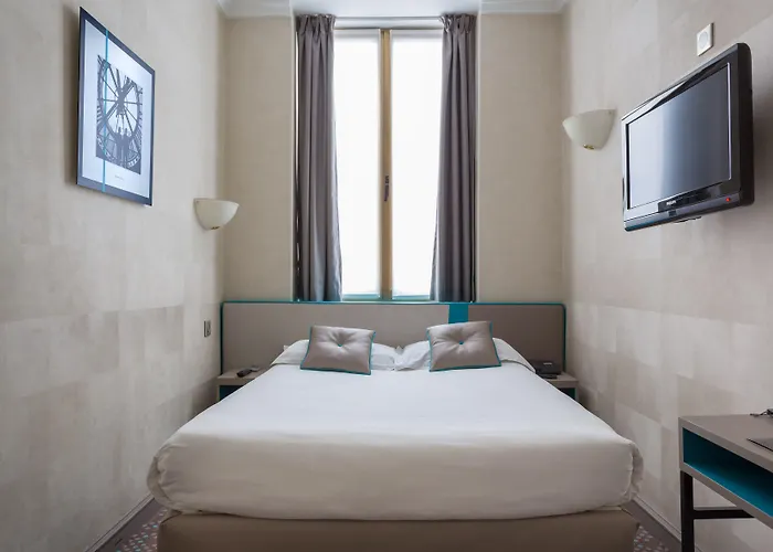 ホテル トゥレーヌ オペラ パリ