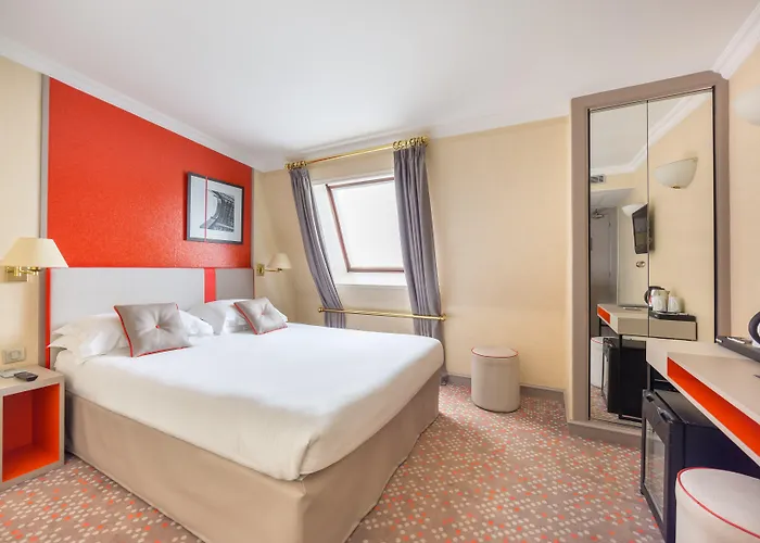 ホテル トゥレーヌ オペラ 4*