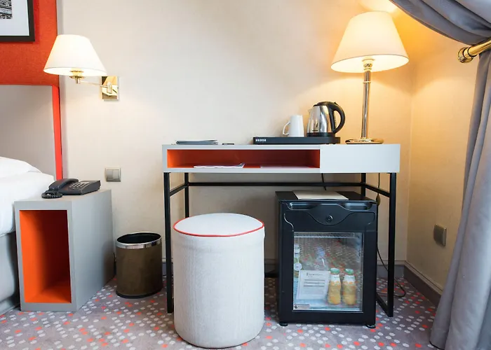 トゥレーヌ オペラ ホテル 4*