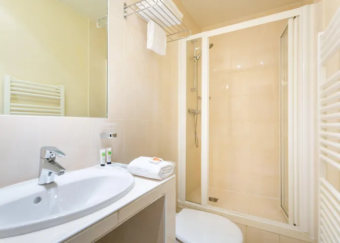 トゥレーヌ オペラ ホテル パリ