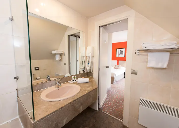 ホテル トゥレーヌ オペラ パリ