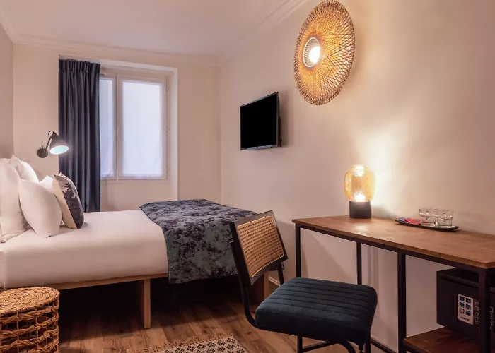 ホテル トゥレーヌ オペラ パリ