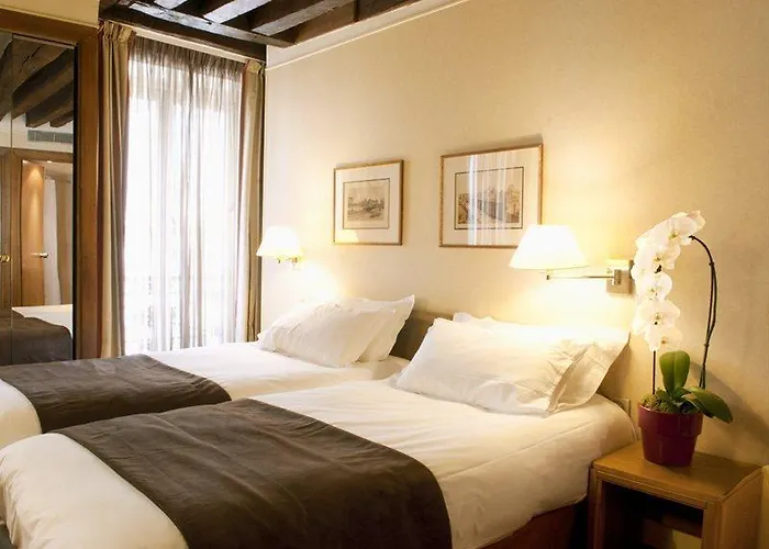 トゥレーヌ オペラ ホテル