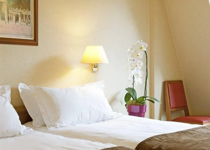 トゥレーヌ オペラ 4* パリ